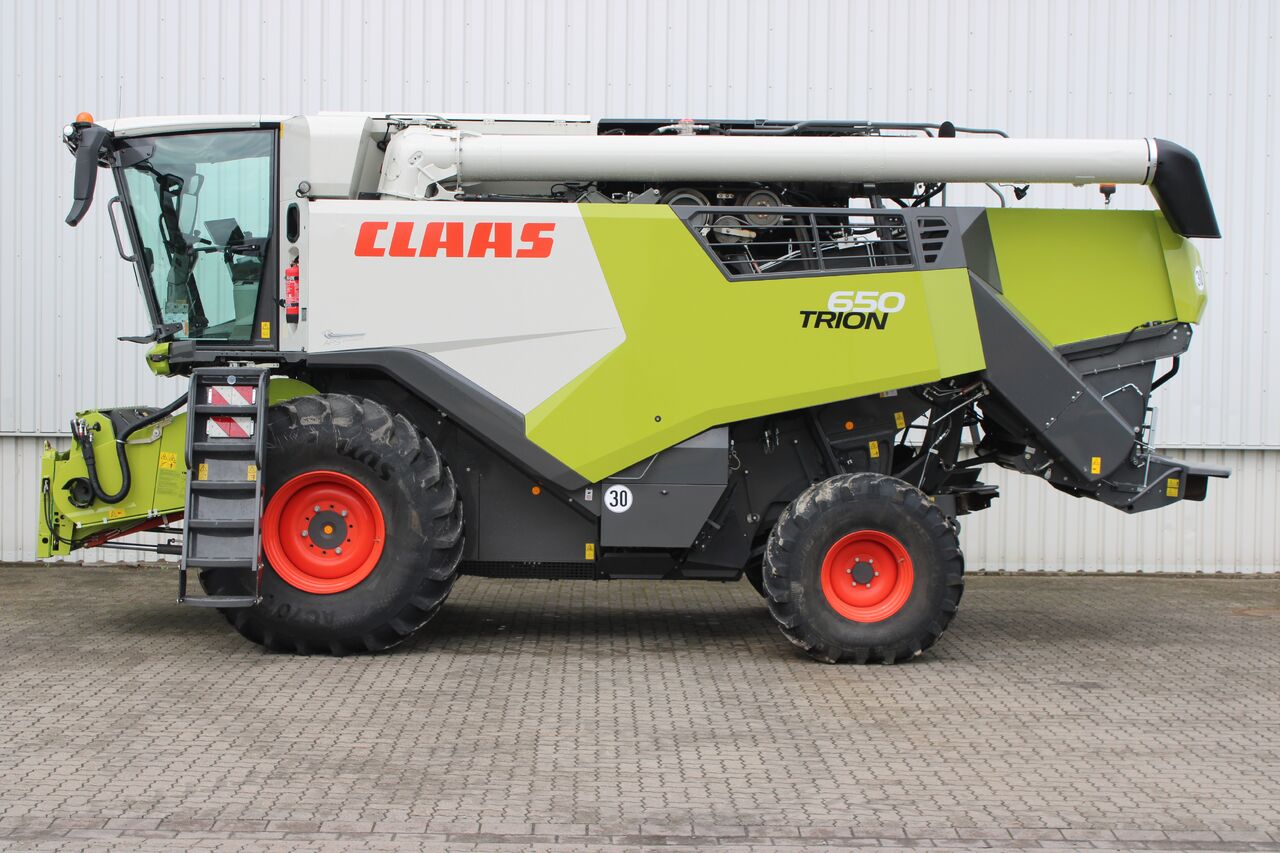 Claas Trion 650