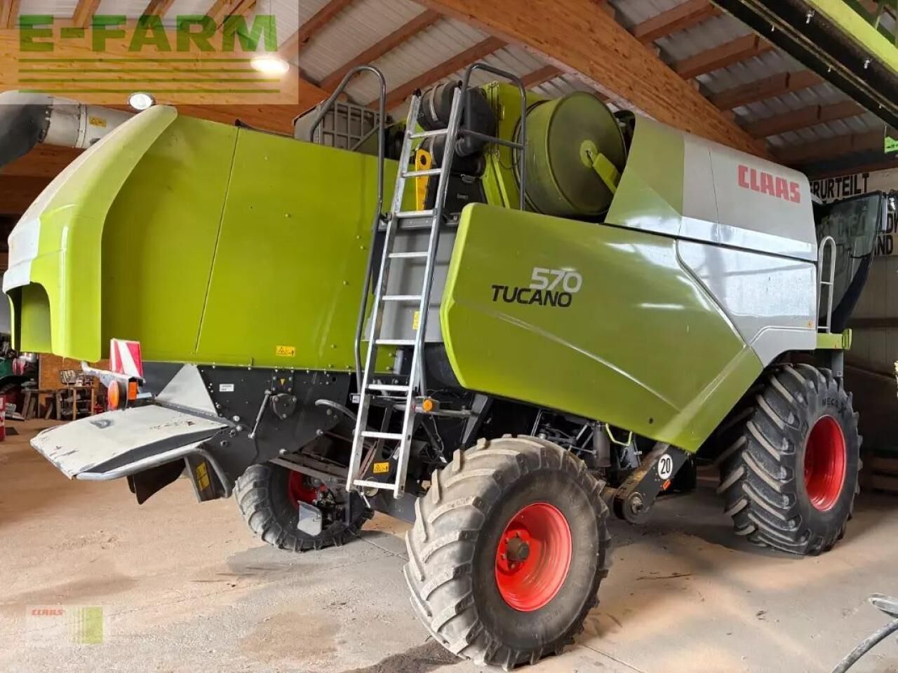 CLAAS tucano 570