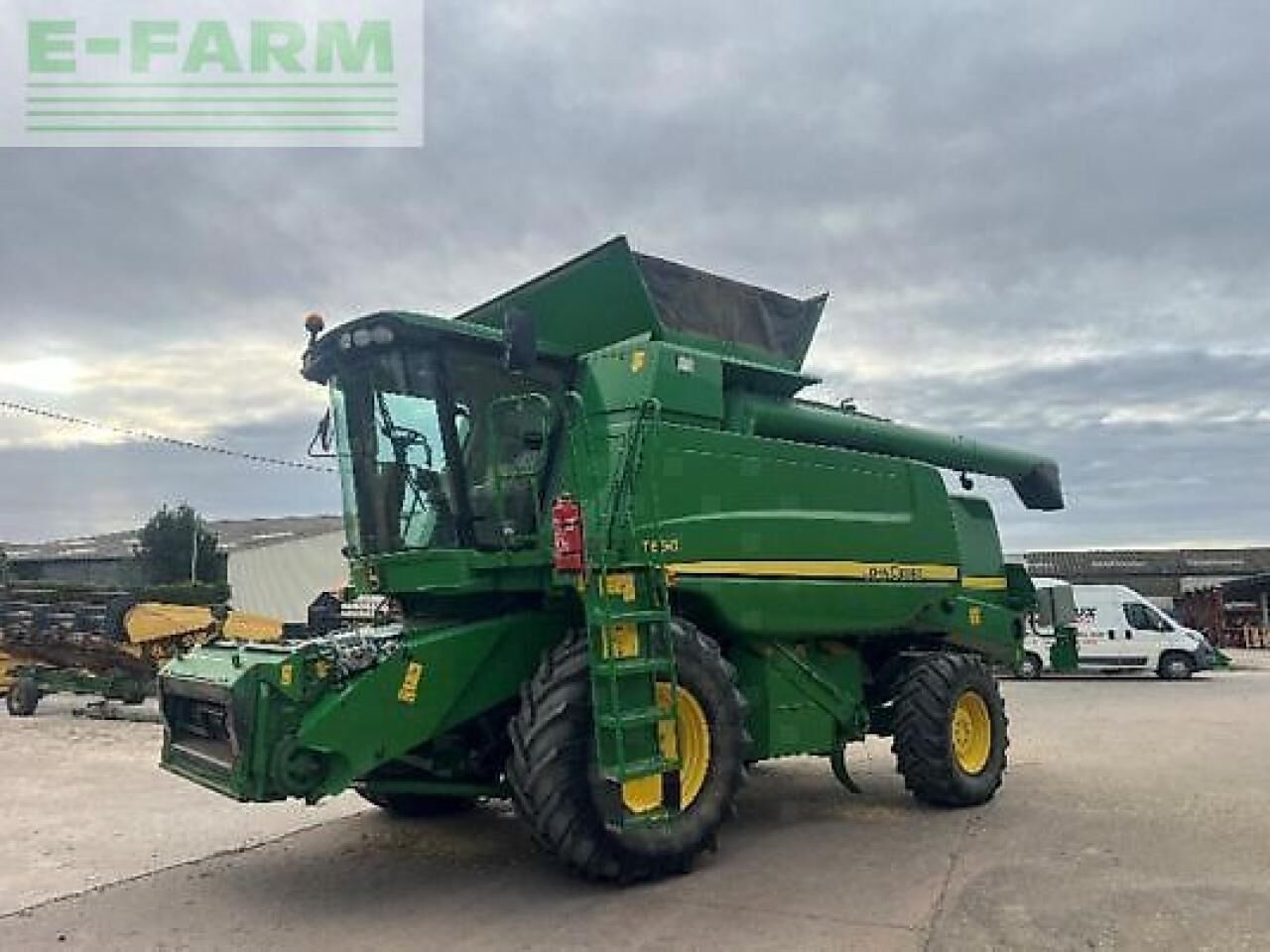 John Deere t660