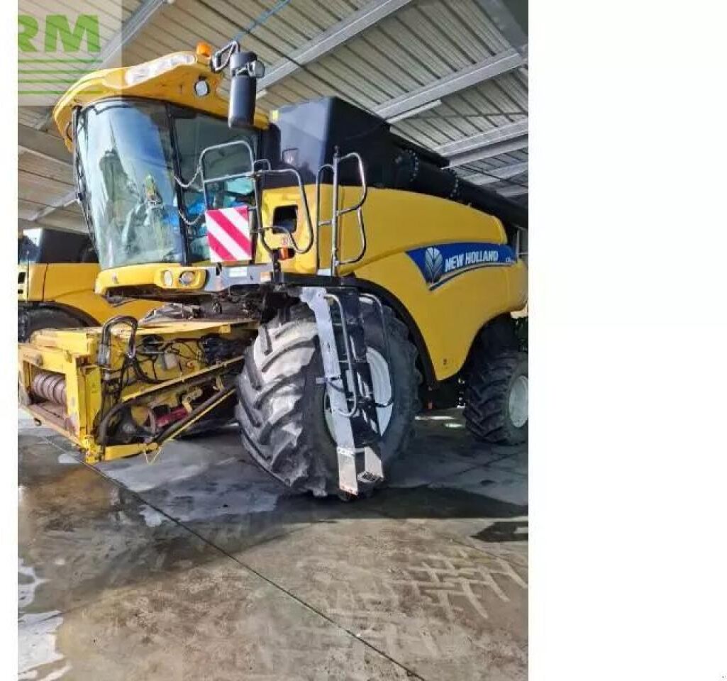 New Holland cr9080