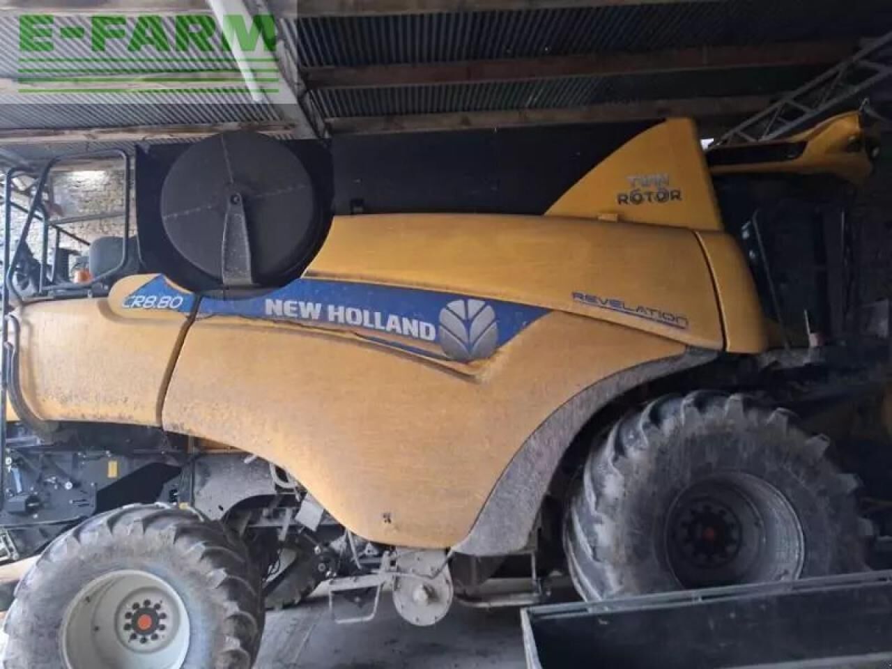 New Holland cr8-80
