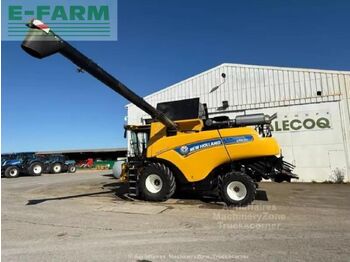 New Holland cr10,90
