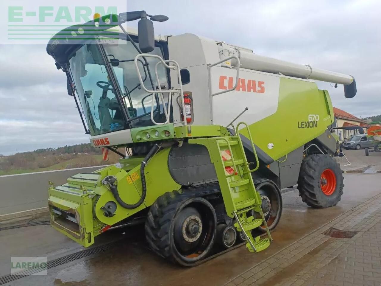CLAAS lexion 670 tt terratrac v 900