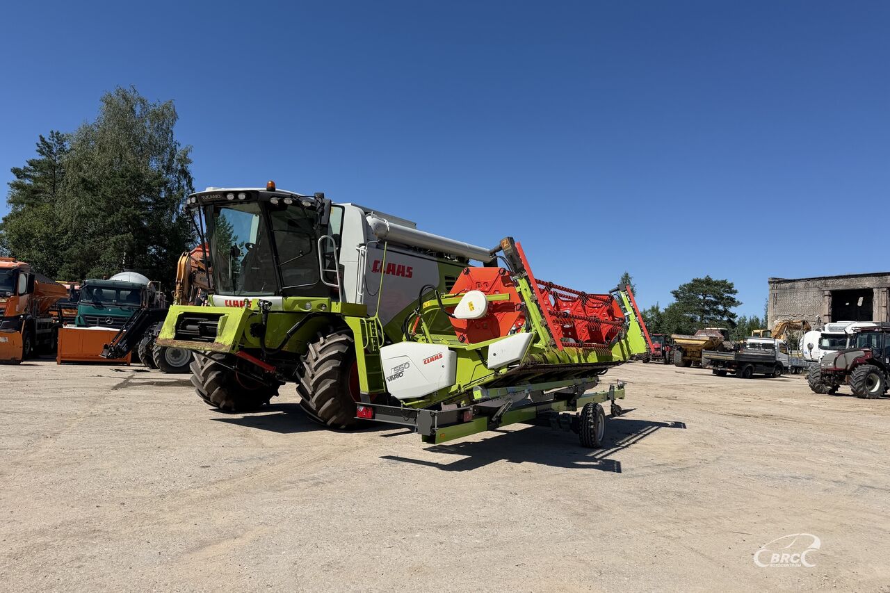 Claas Tucano 320