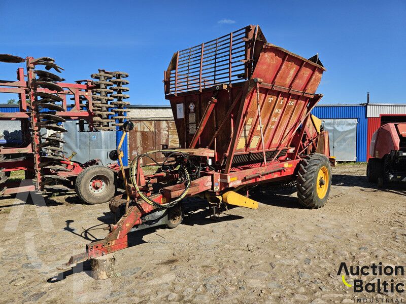 Tim MII SA T-85 beet harvester