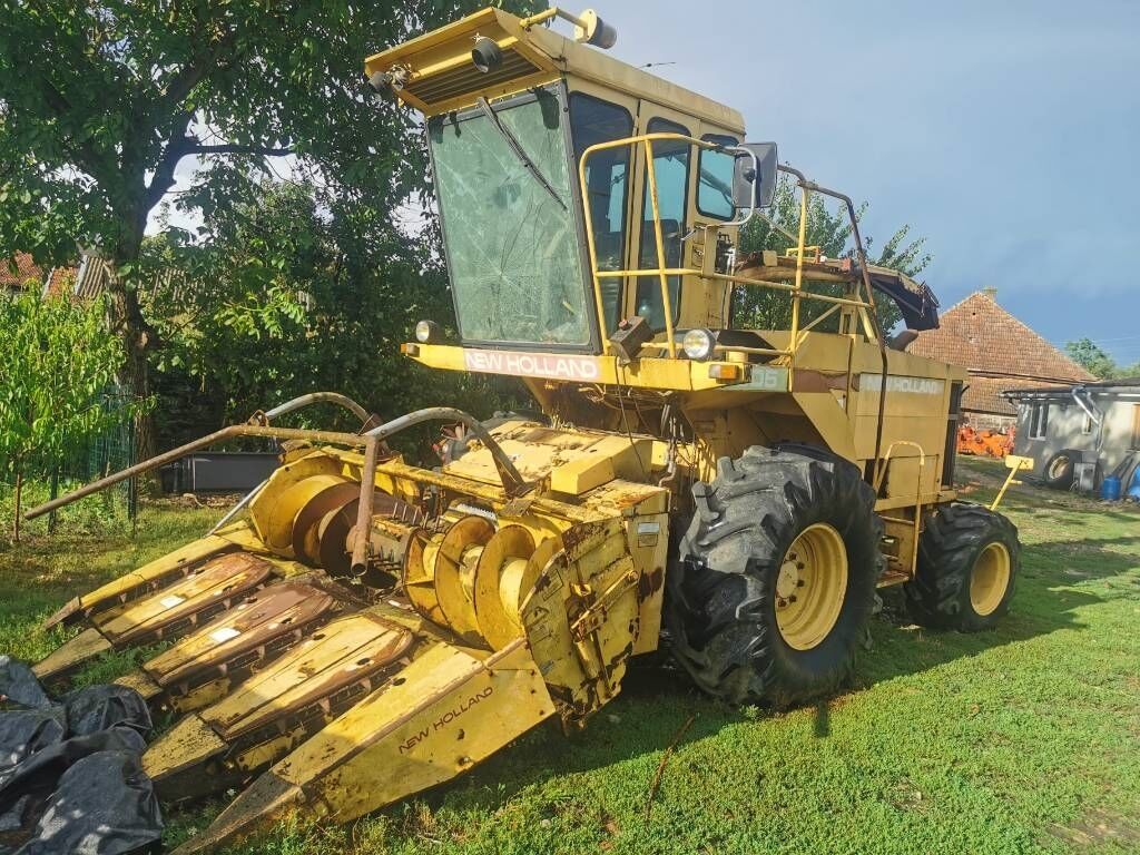 New Holland 2305 New Holland 2305